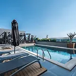 Art & Interiors Ξενοδοχείο 2*