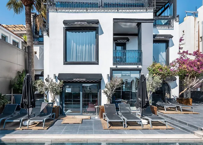 Ξενοδοχείο Art & Interiors