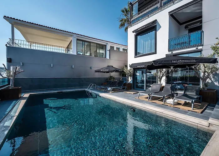 Ξενοδοχείο Art & Interiors