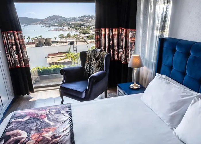 Hotel Art & Interiors 2*